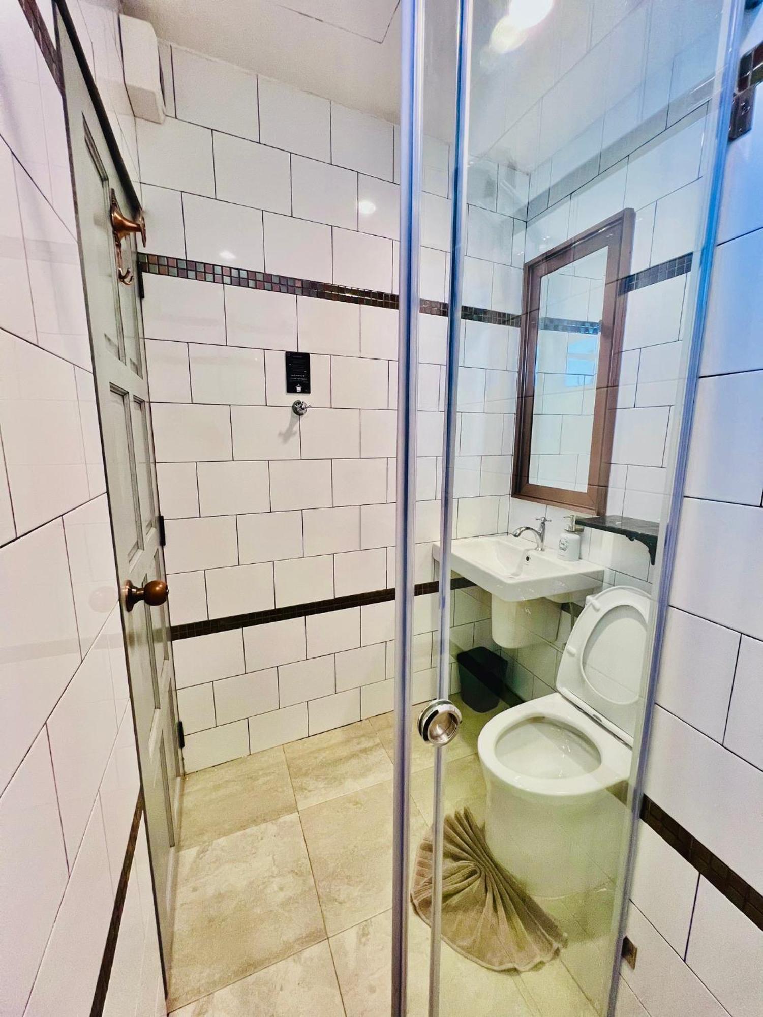Yuu Hotel Ubon Ratchathani Exterior photo