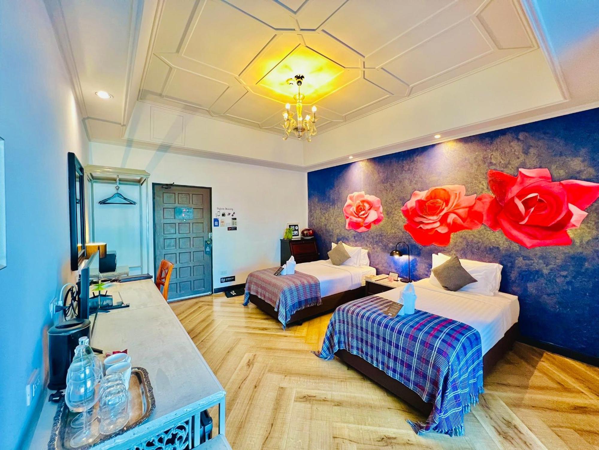 Yuu Hotel Ubon Ratchathani Exterior photo